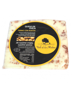 Queso Tierno con Nueces - El Valle de los Molinos